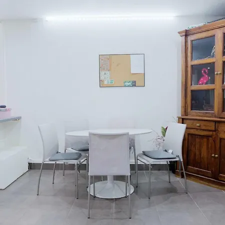 **central** Nice Flat In The Peninsula! * Lyon